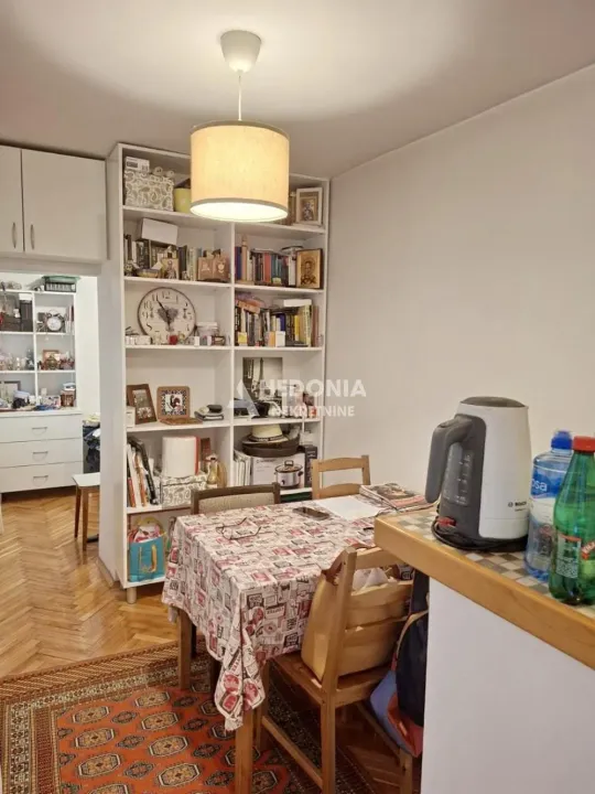 Prodaja, jednosoban stan, 33m², Savski Venac, Beograd