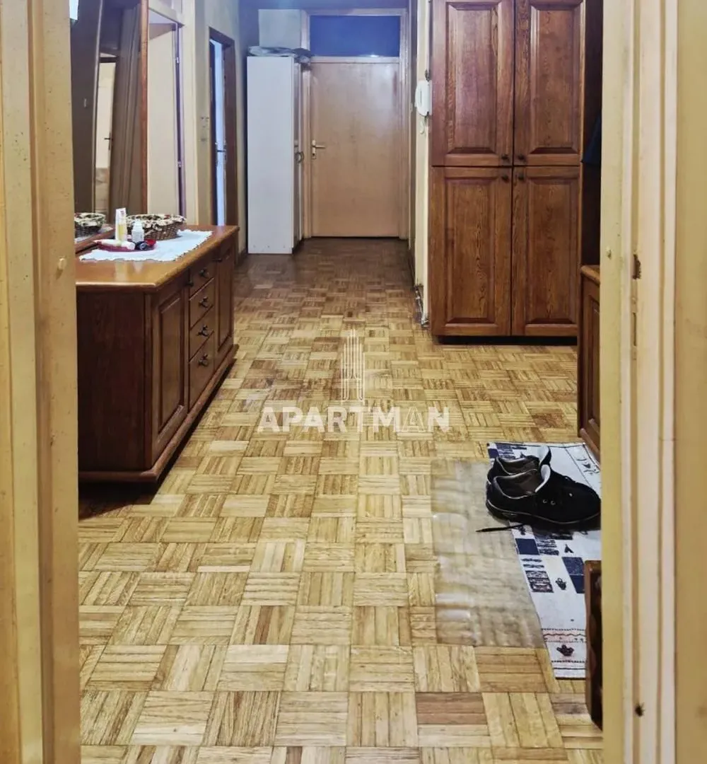 Sale, three bedroom apartment, 88m², Vračar Sve Podlokacije, Beograd