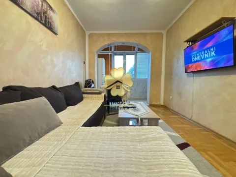 Izdavanje, jednosoban stan, 40m², Preko Morače, Podgorica - image 2