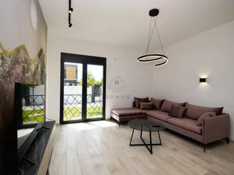 Prodaja, kuća, 154m², Dahna, Podgorica - image 8