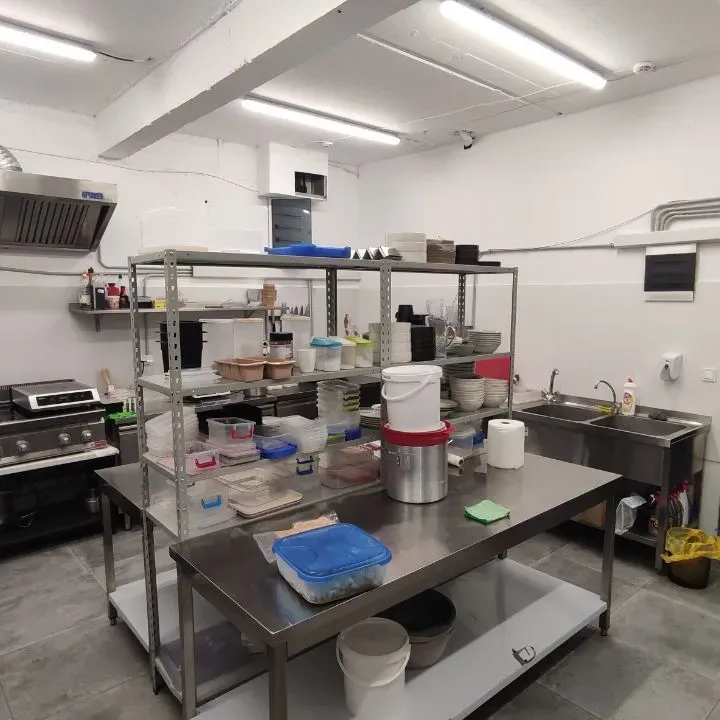 Izdavanje, poslovni prostor, 190m², City Kvart, Podgorica