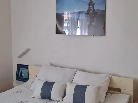 Rent, one bedroom apartment, 50m², Blok 9, Podgorica - image 4