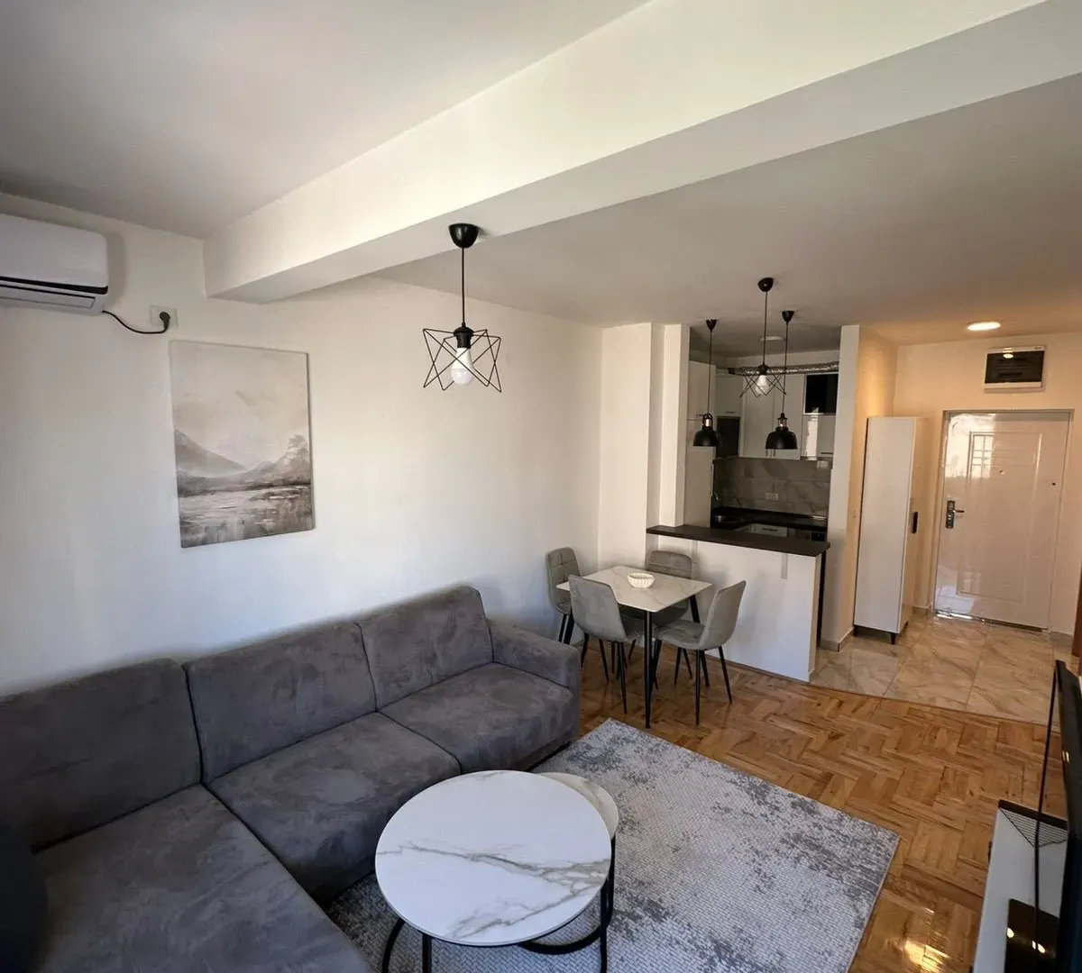 Rent, one bedroom apartment, 40m², Ljubović, Podgorica