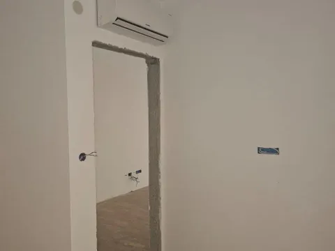 Sale, two bedroom apartment, 52m², Podgorica, Crna Gora - image 35