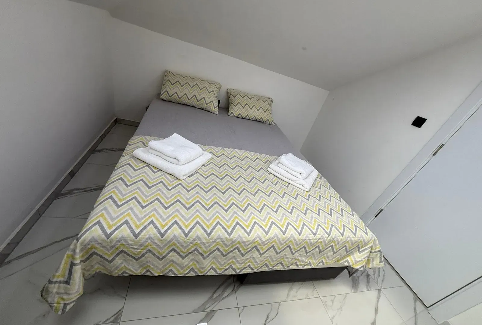 Rent, two bedroom apartment, 75m², Popovići, Bar