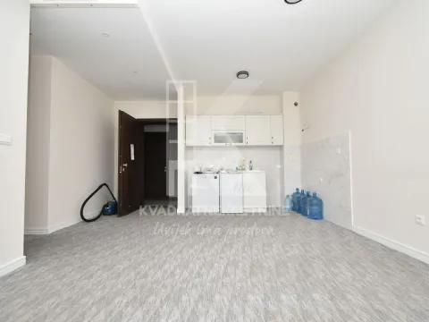 Rent, two bedroom apartment, 82m², Kruševac, Podgorica - image 2