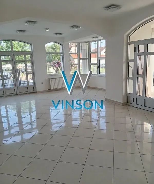 Izdavanje, poslovni prostor, 100m², Veternička rampa, Novi Sad Sve Podlokacije