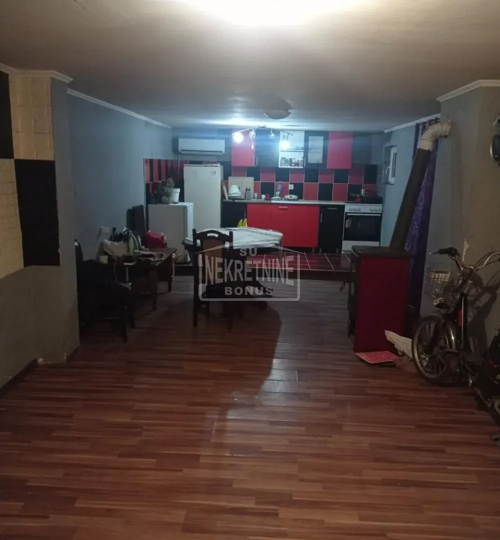 Prodaja, kuća, 96m², Srpski Šor, Subotica