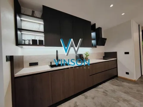 Izdavanje, četvorosoban stan, 115m², Centar, Novi Sad - image 14