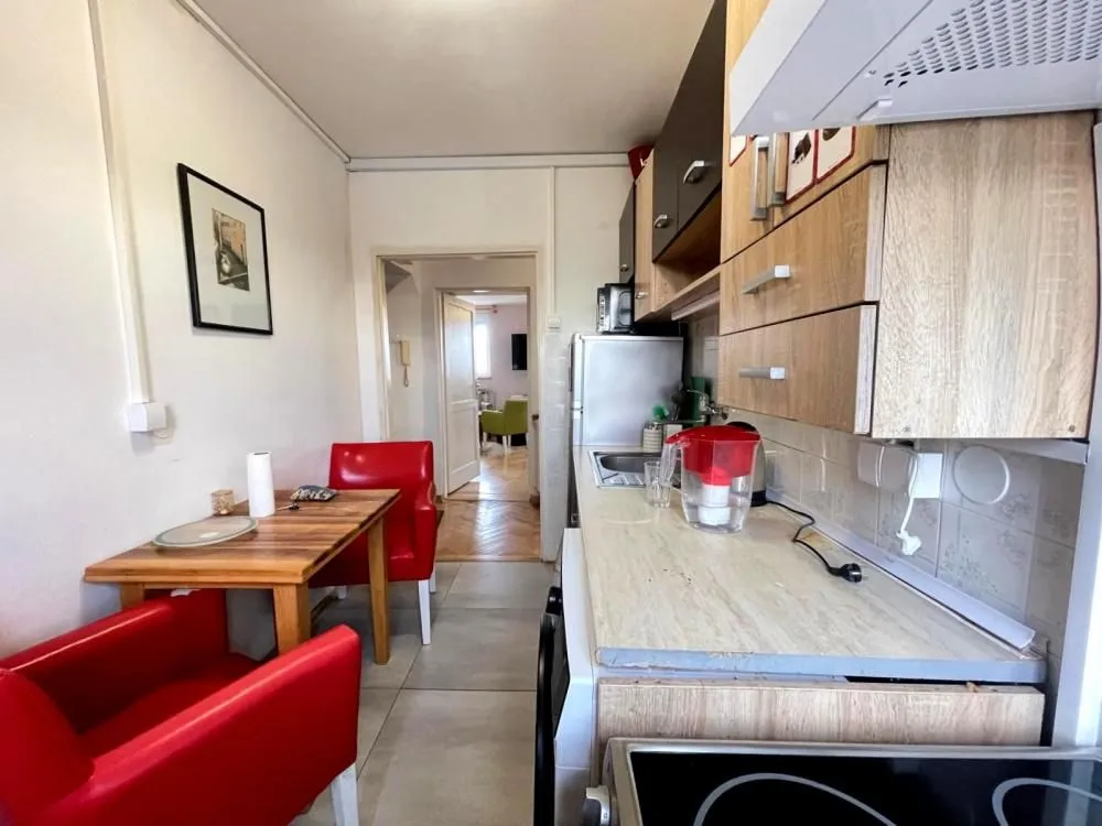 Sale, four bedroom apartment, 91m², Vračar Sve Podlokacije, Beograd