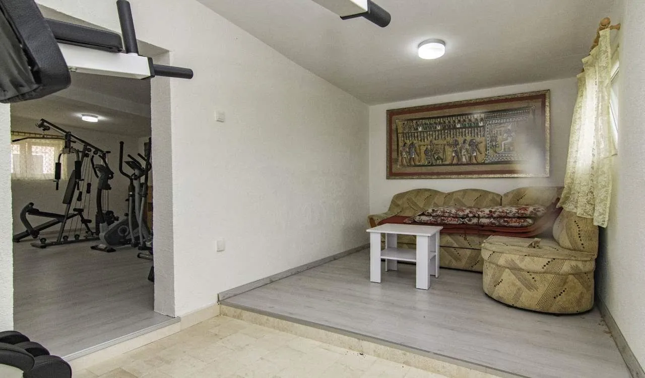 Prodaja, kuća, 400m², Danilovgrad, Crna Gora