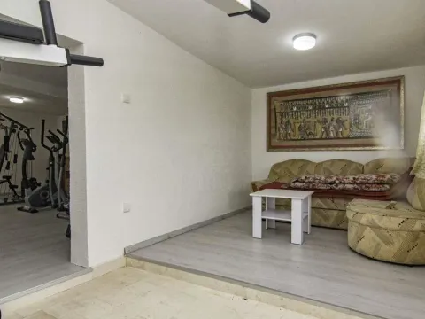 Sale, house, 400m², Danilovgrad, Crna Gora - image 9