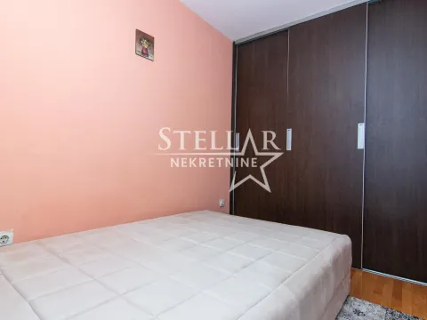 Rent, one bedroom apartment, 42m², Blok 5, Podgorica - image 8