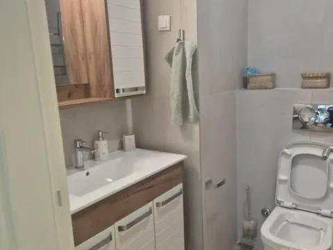 Izdavanje, trosoban stan, 108m², Novi Beograd Blok 65, Novi Beograd Sve Podlokacije - image 18