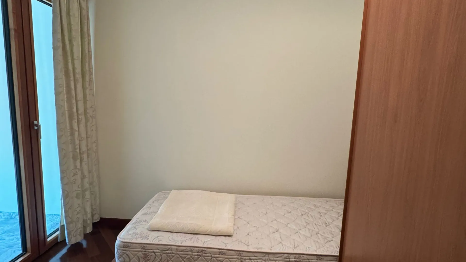 Izdavanje, dvosoban stan, 73m², Golubovina, Budva