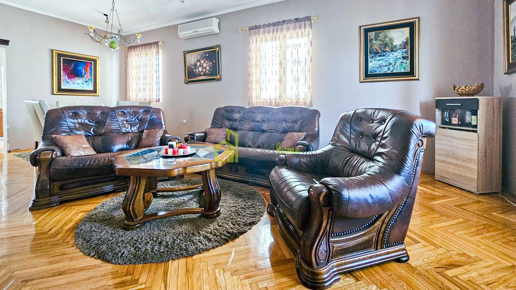 Sale, house, 350m², Momišići, Podgorica