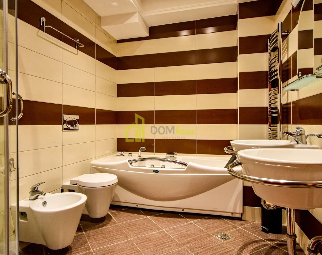 Rent, two bedroom apartment, 100m², Centar, Podgorica