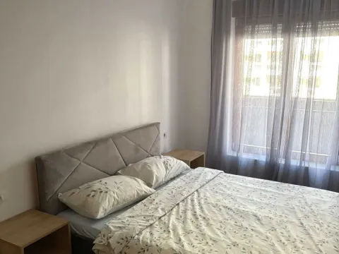 Izdavanje, jednosoban stan, 50m², Master Kvart, Podgorica - image 13