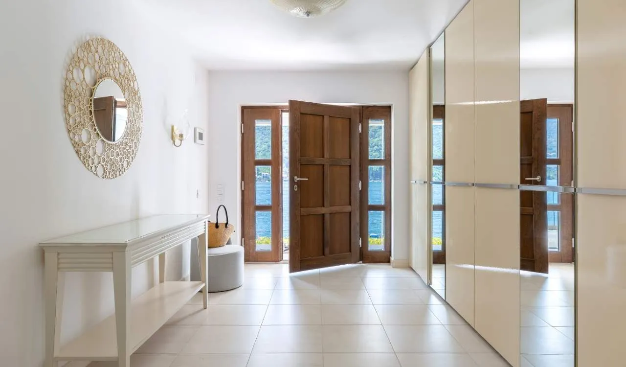 Sale, house, 423m², Lepetani, Tivat