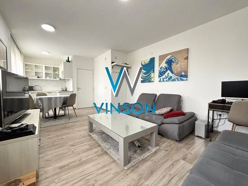 Prodaja, jednosoban stan, 48m², Centar, Novi Sad