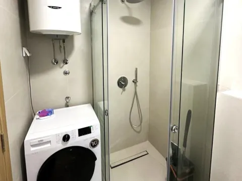 Izdavanje, stan, 53m², City Kvart, Podgorica - image 9