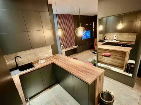 Prodaja, dvosoban stan, 81m², Budva, Crna Gora - image 13