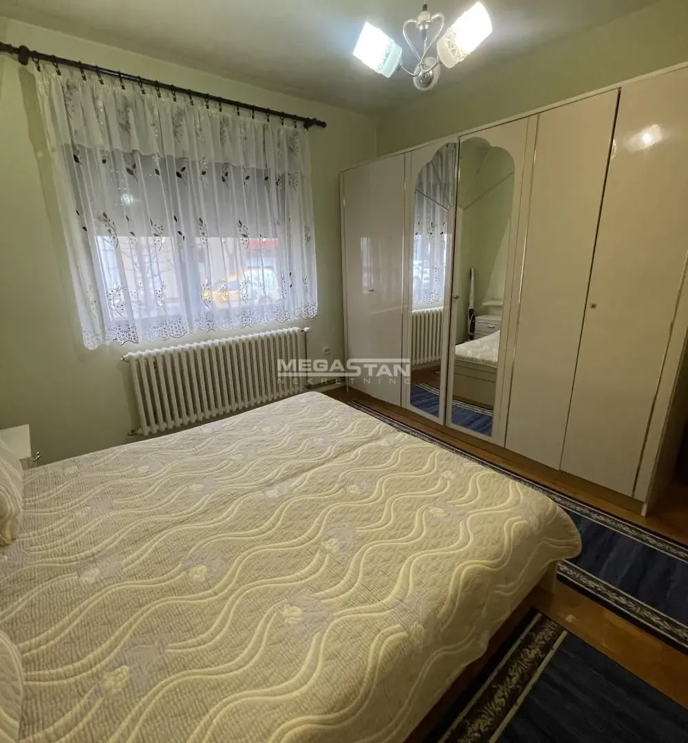 Prodaja, kuća, 363m², Centar, Zrenjanin