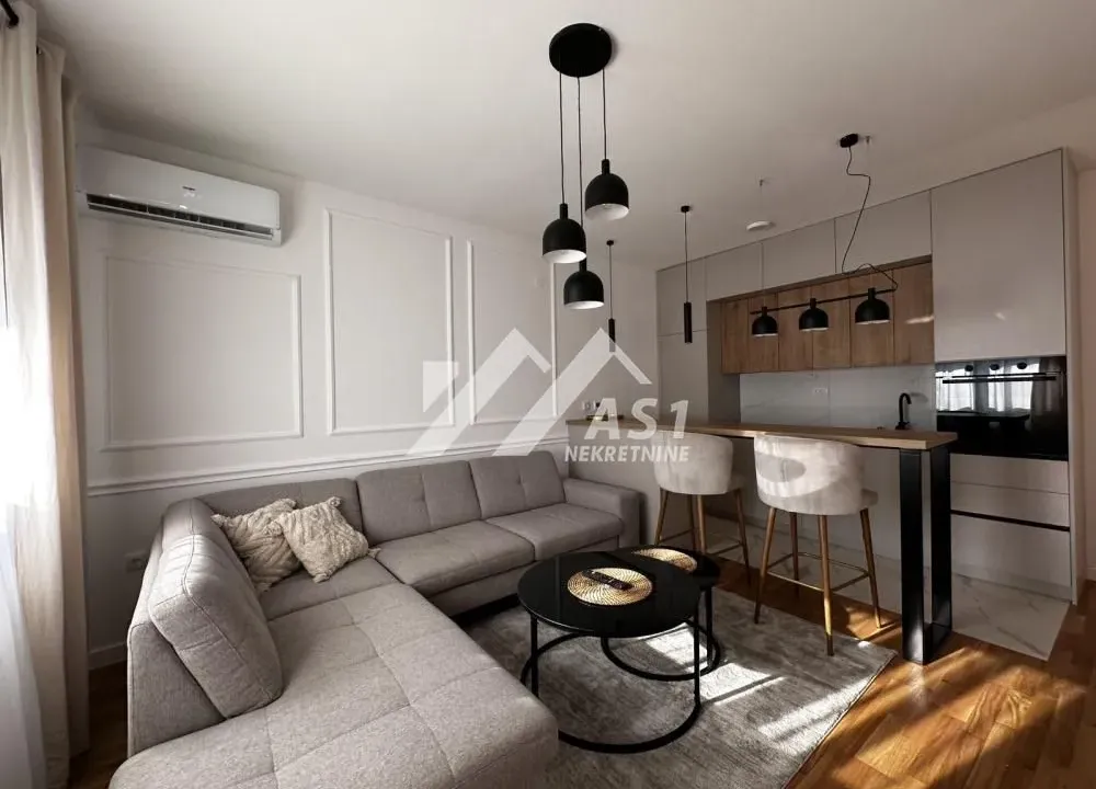 Izdavanje, dvosoban stan, 42m², Stari Majur, Petrovaradin