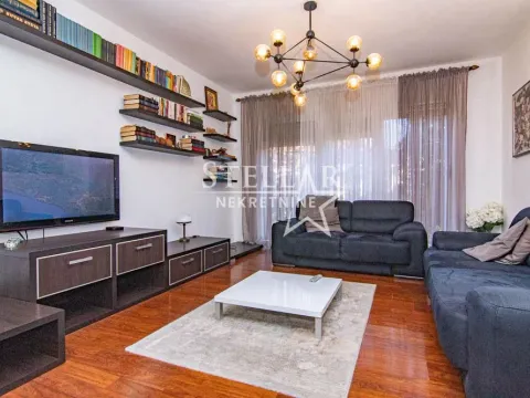 Izdavanje, kuća, 200m², Zabjelo, Podgorica - image 16