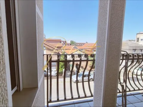 Rent, two bedroom apartment, 40m², Gradska Bolnica, Zvezdara Sve Podlokacije - image 12