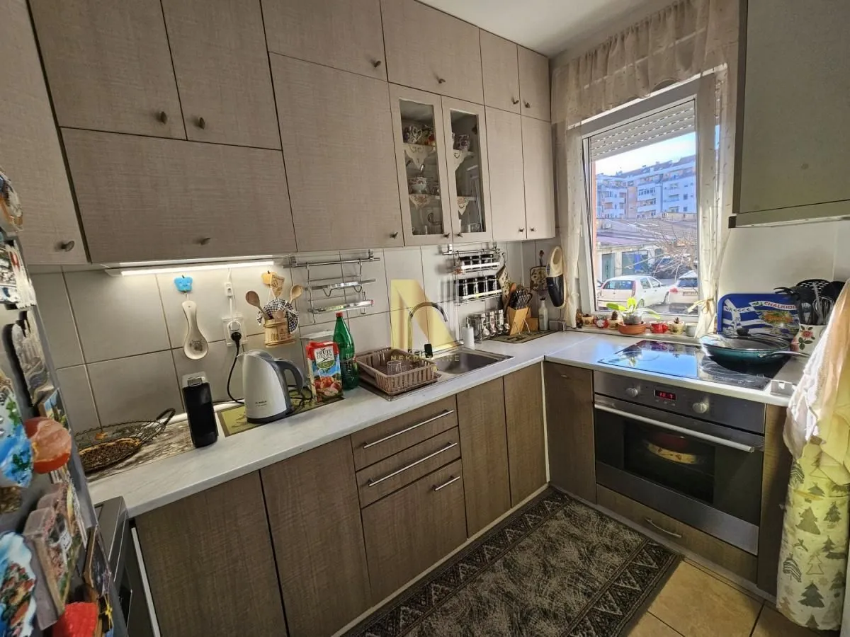 Prodaja, trosoban stan, 68m², Nova Detelinara, Novi Sad Sve Podlokacije