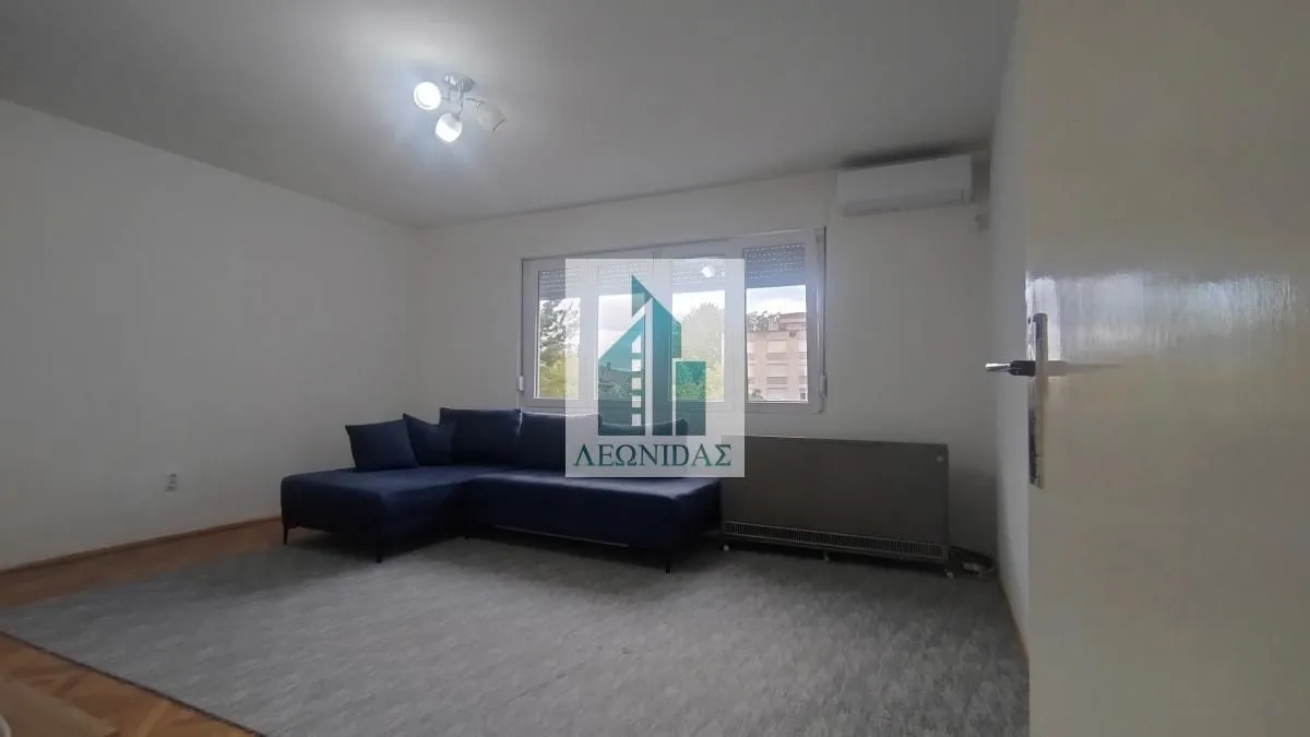 Izdavanje, dvosoban stan, 53m², Pantelej, Niš