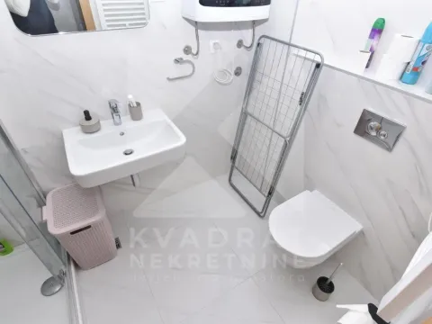 Izdavanje, jednosoban stan, 48m², New City, Podgorica - image 9