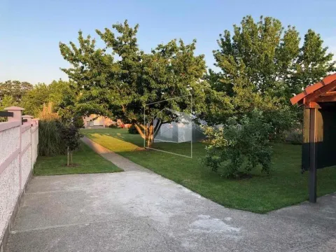 Izdavanje, kuća, 300m², Donji Kokoti, Podgorica - image 6