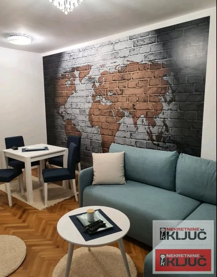 Izdavanje, jednosoban stan, 47m², Bulevar Oslobodjenja, Novi Sad Sve Podlokacije
