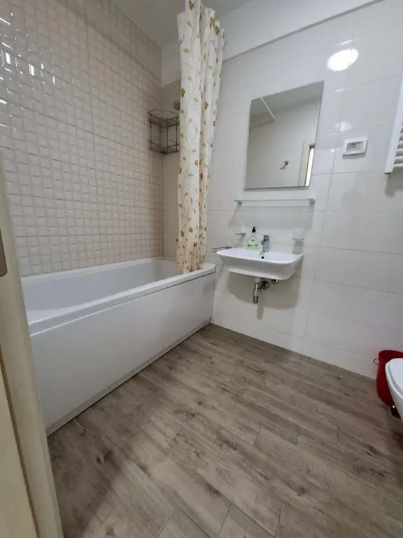 Izdavanje, jednosoban stan, 44m², Zagorič, Podgorica