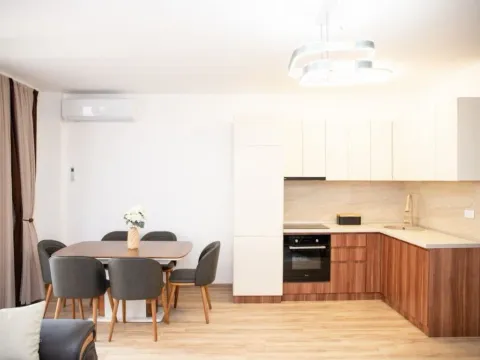 Izdavanje, dvosoban stan, 90m², Rafailovići, Budva - image 4