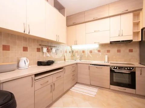 Izdavanje, dvosoban stan, 66m², 1 maj, Podgorica - image 4