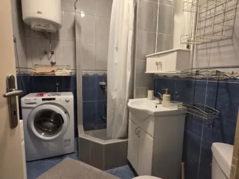 Rent, two bedroom apartment, 55m², Karaburma, Palilula Sve Podlokacije - image 9