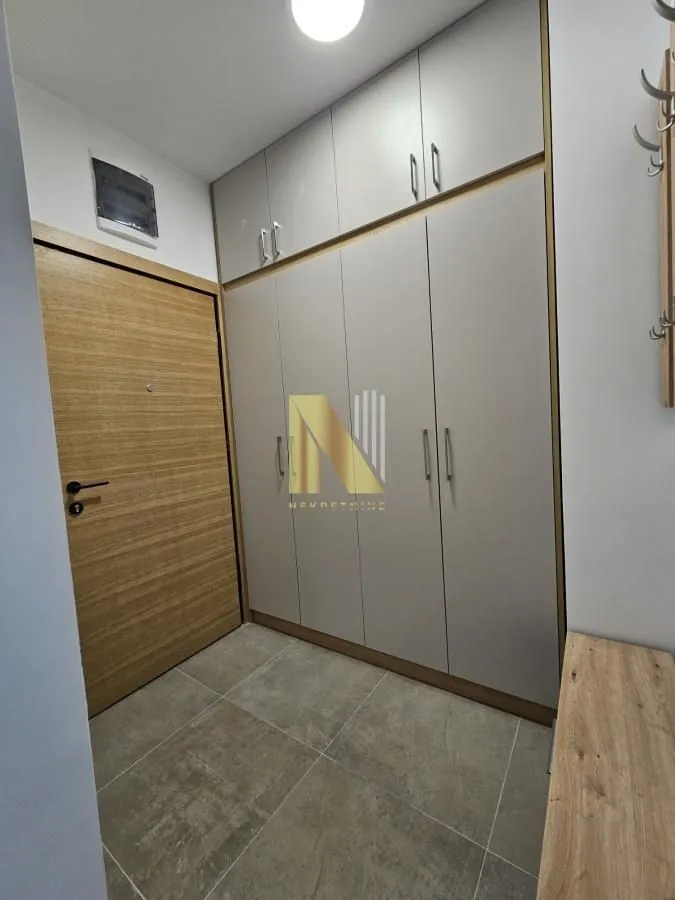 Izdavanje, dvosoban stan, 47m², Avijatičarsko naselje, Novi Sad Sve Podlokacije