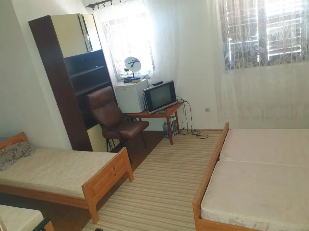 Sale, house, 730m², Bar, Crna Gora