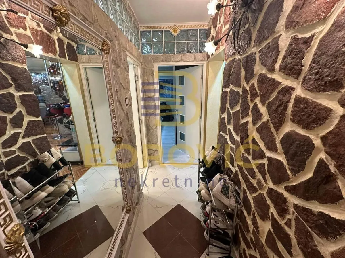 Sale, two bedroom apartment, 57m², Karaburma, Palilula Sve Podlokacije