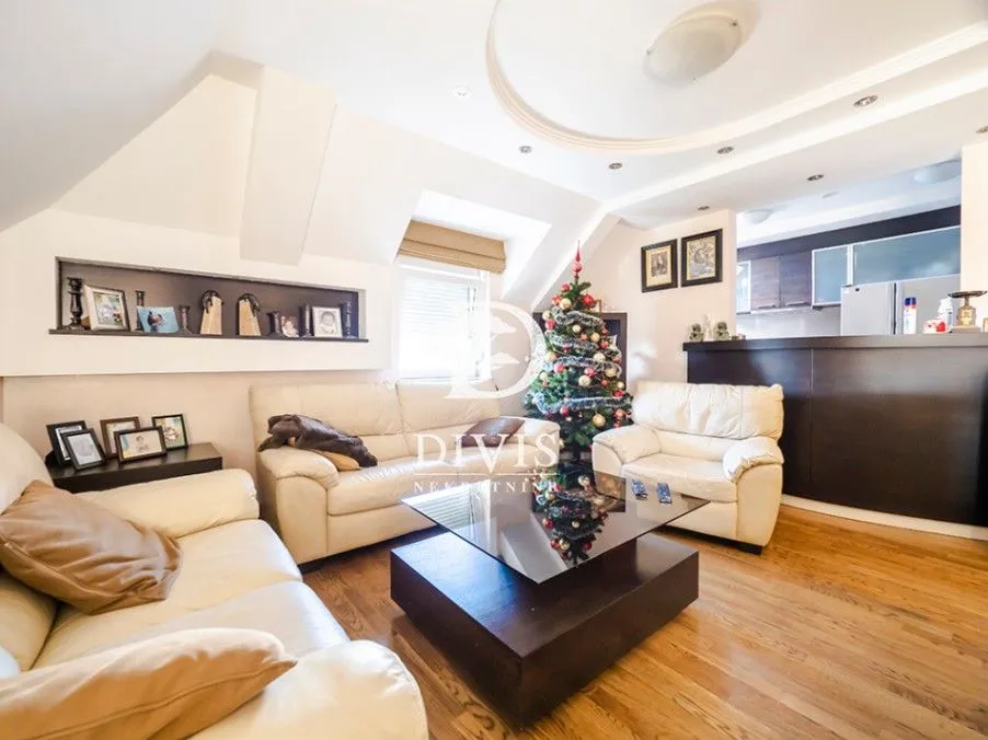 Prodaja, trosoban stan, 77m², Čukarica, Beograd