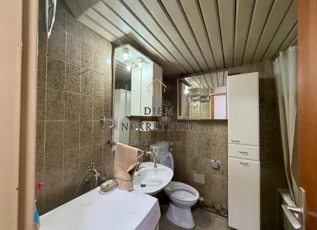Rent, studio apartment, 32m², Makedonsko naselje, Bar
