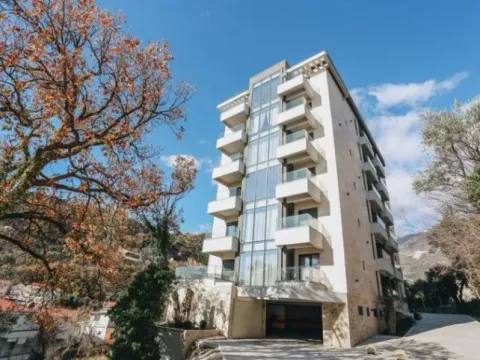 Prodaja, stan, 39m², Bečići, Budva - image 5