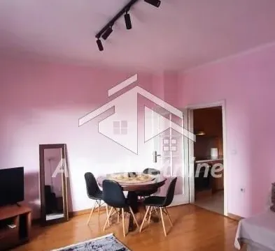 Rent, one bedroom apartment, 33m², Kalenić Pijaca, Vračar Sve Podlokacije - image 4