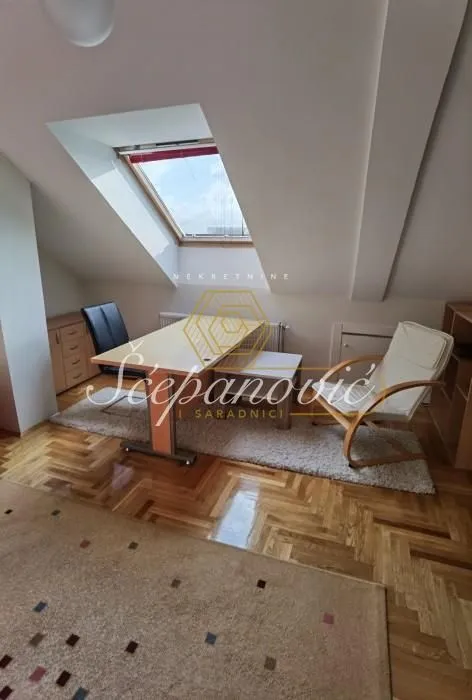 Prodaja, trosoban stan, 80m², Bulevar Oslobodjenja, Novi Sad Sve Podlokacije