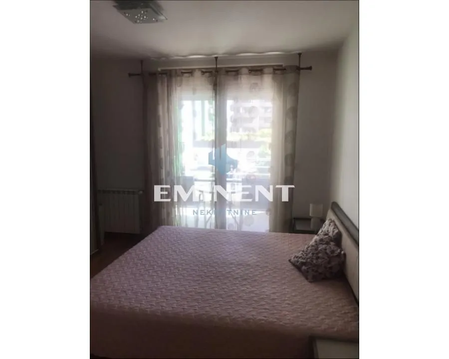 Rent, two bedroom apartment, 60m², Novi Beograd Blok 65, Novi Beograd Sve Podlokacije