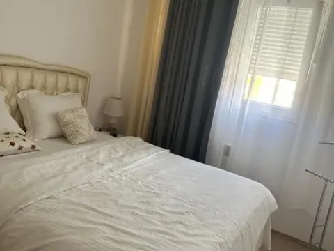 Sale, one bedroom apartment, 40m², Bečići, Budva - image 2