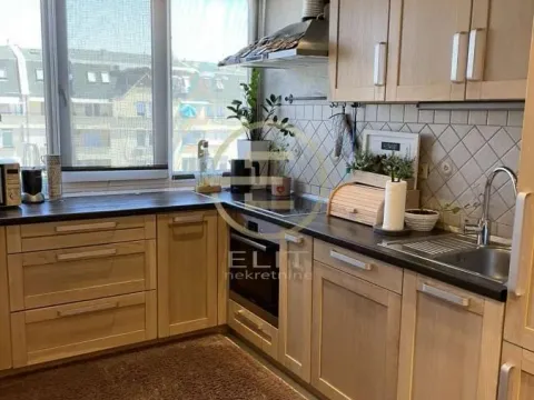 Prodaja, četvorosoban stan, 105m², Bulevar Evrope, Novi Sad Sve Podlokacije - image 5